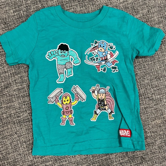 3/$25 3-Marvel Tees - Picture 2 of 4